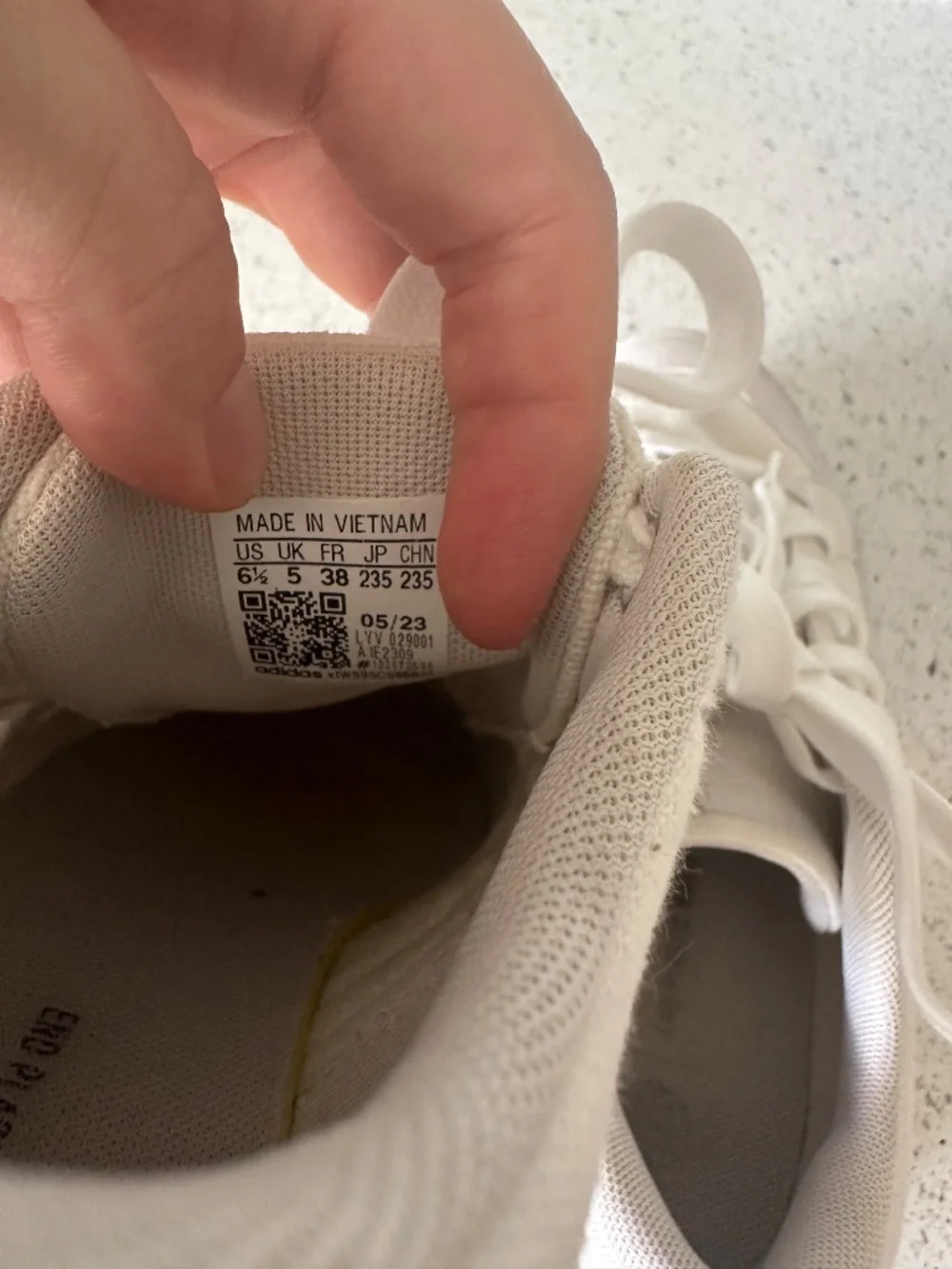 Adidas Bravada 2.0 Platform Sneaker